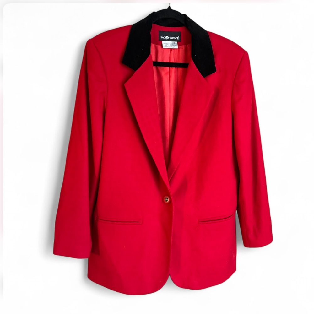 Sag Harbor Red Wool Blazer with Black Velvet Collar Padded Shoulder VTG size 12